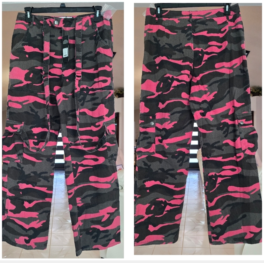 Fashion Nova Pink/Combo Cargo Pants Size L - Picture 6 of 10